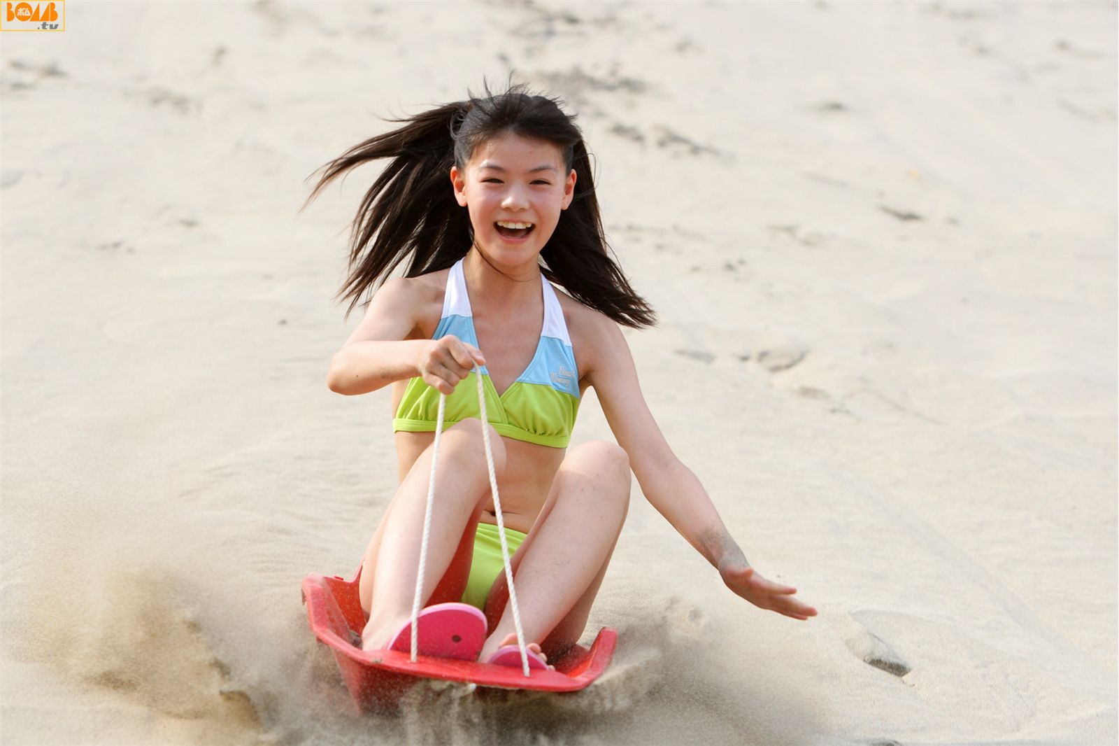 多部未華子  Mikako Tabe   日本性感美女图片 ASIA Bomb.TV